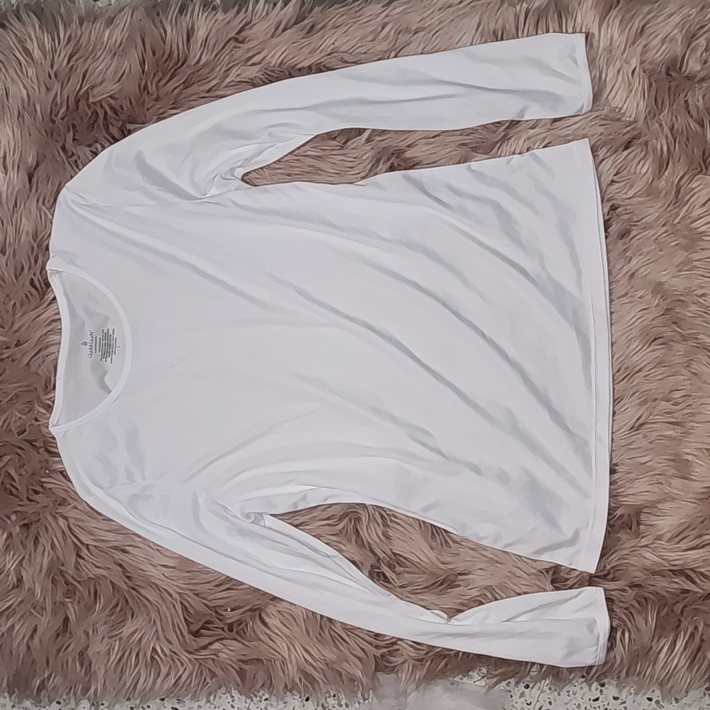 *Bundle* 2 CuddlDuds undershirts